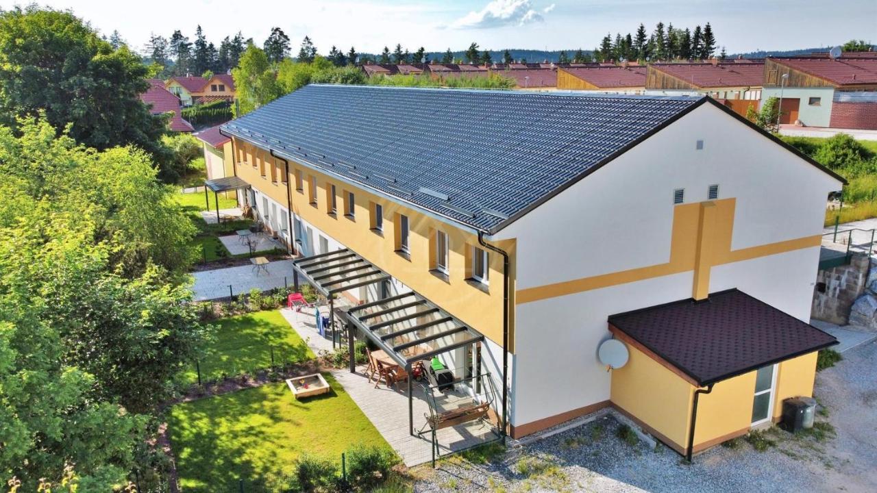 Private Luxury Apartments Frymburk Esterno foto