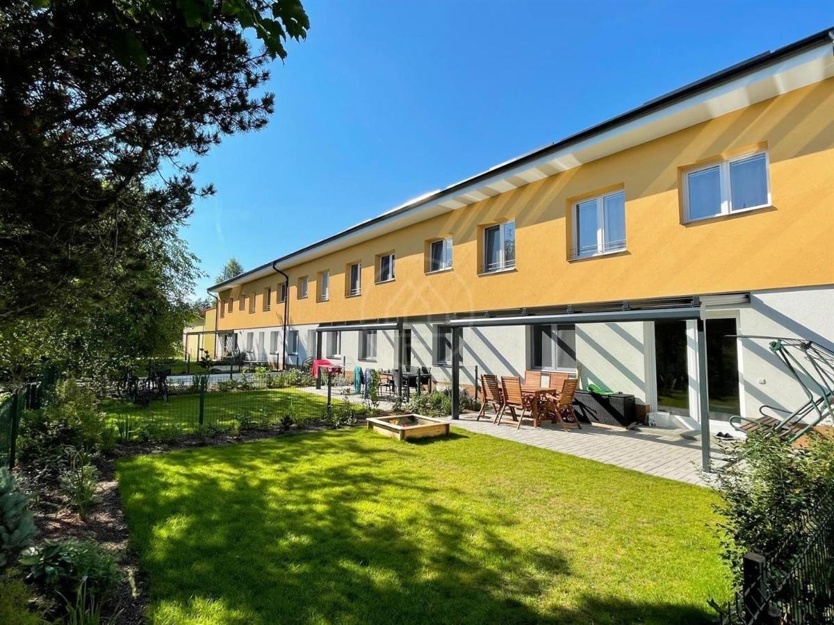 Private Luxury Apartments Frymburk Esterno foto