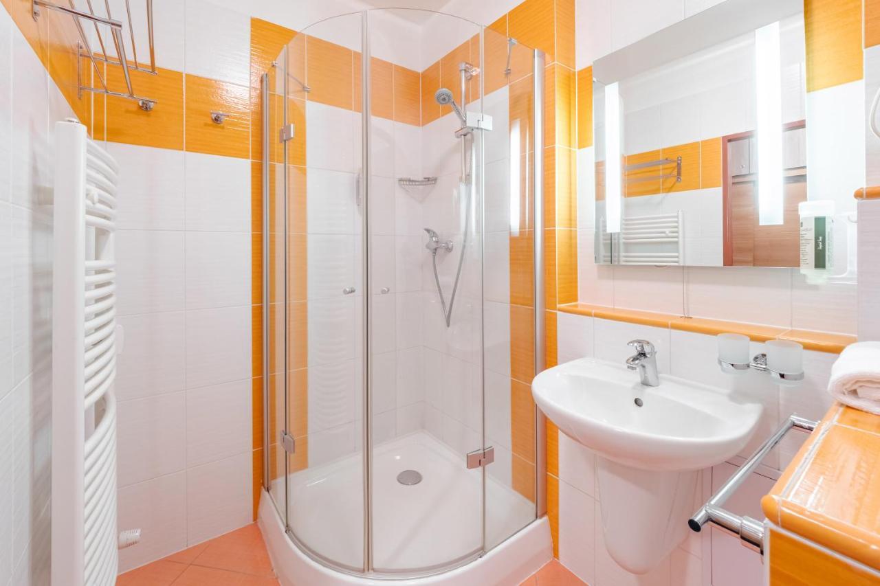 Private Luxury Apartments Frymburk Esterno foto